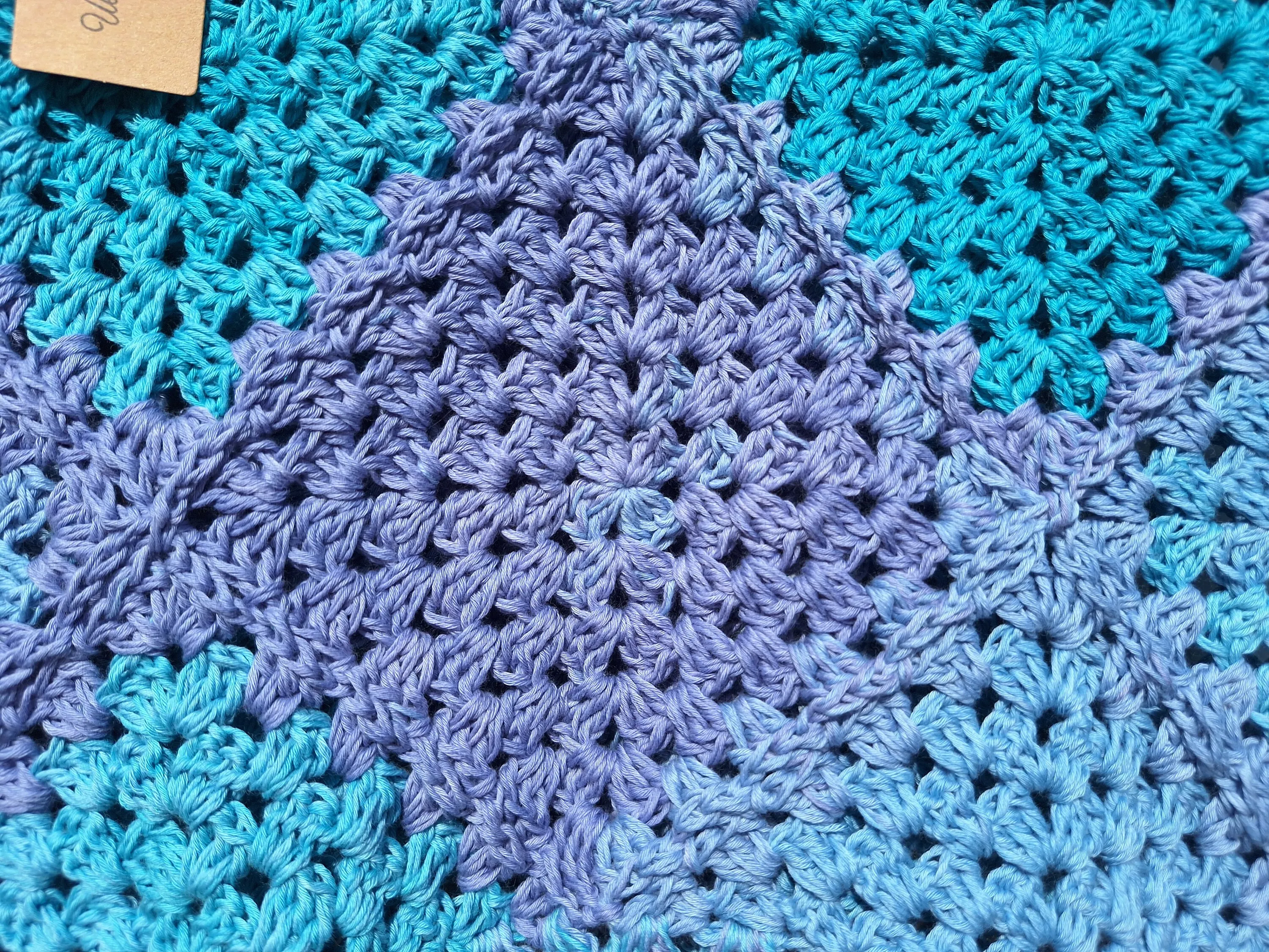 Top Grannysquare Blau / Lila / Türkis, Gr. XS-M — Ansicht 3 von 6